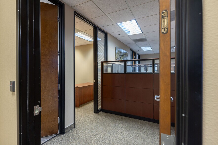 More Photos Of 8203 Sierra College Blvd, Roseville Office For Sale