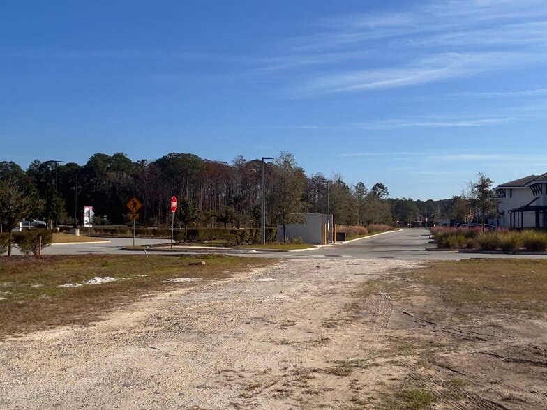 More Photos Of 105 Jaidev Rd, Saint Johns Hotel For Lease