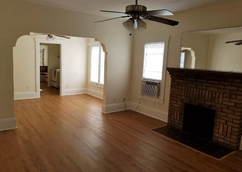 More Photos Of 1757 N Woodland Blvd, Deland Apartments For Sale