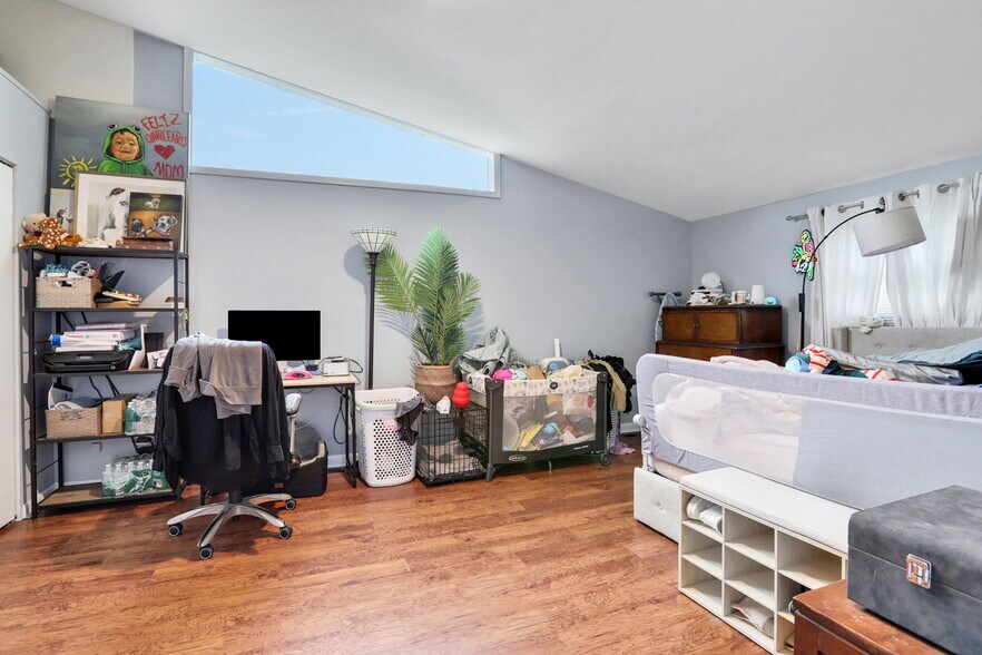 More Photos Of 269 Stone Schoolhouse Rd, Bloomingburg Warehouse For Sale