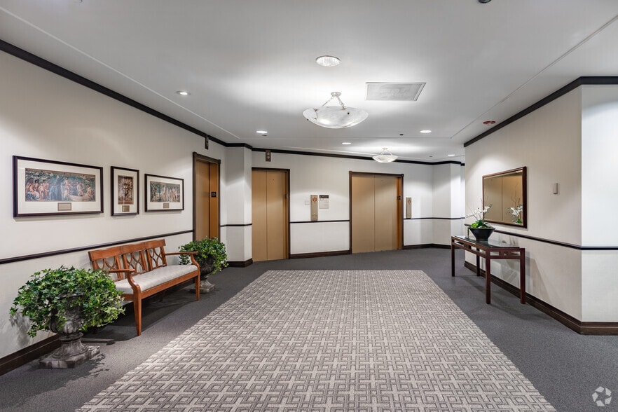 More Photos Of 140 S Dearborn St, Chicago Office For Lease