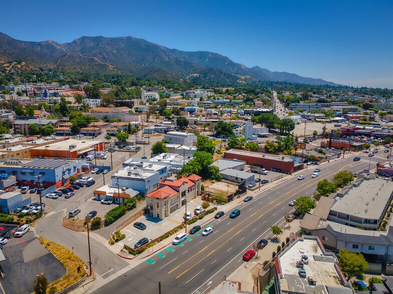 More Photos Of 7335-7341 Foothill Blvd, Tujunga Light Manufacturing For Sale