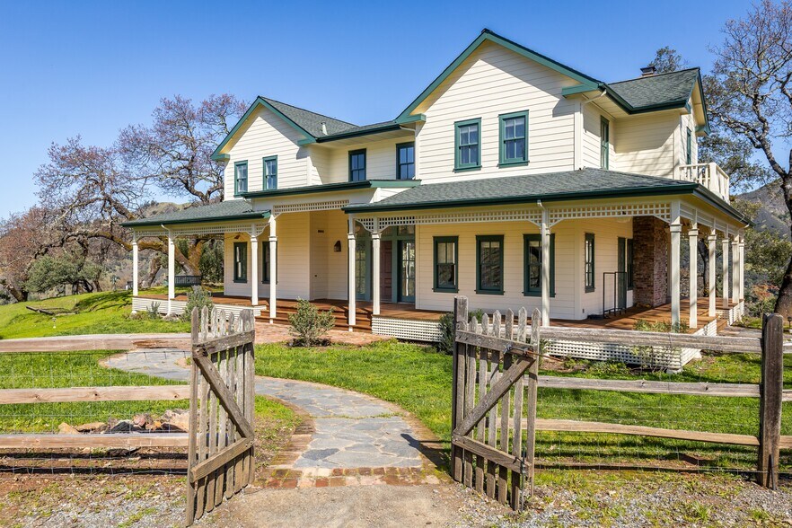 More Photos Of 13700 Rockpile Rd, Geyserville Land For Sale