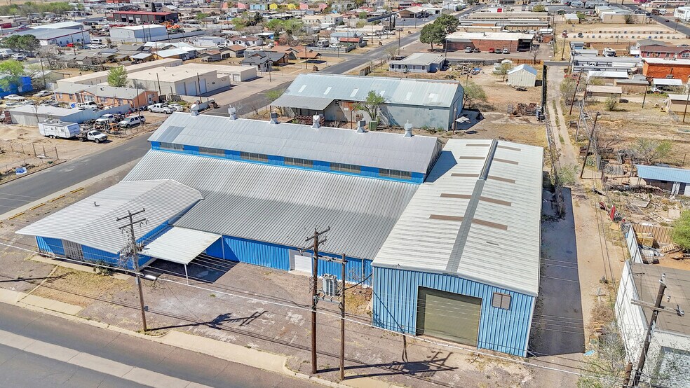 Primary Photo Of 501 Hillcrest Ave, Odessa Warehouse For Sale