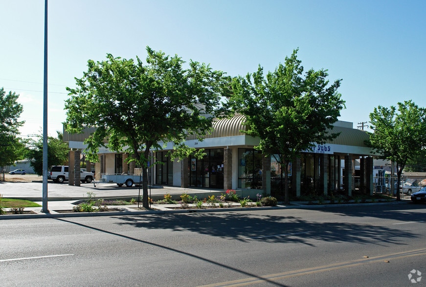 Primary Photo Of , Fresno General Retail For Sale