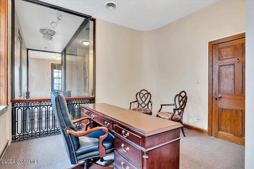 More Photos Of 48 Howard St, Albany Office For Sale