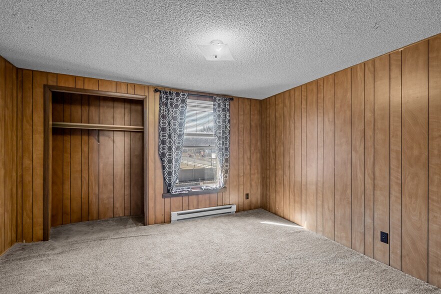 More Photos Of 1300 Balsam St, Lakewood Apartments For Sale
