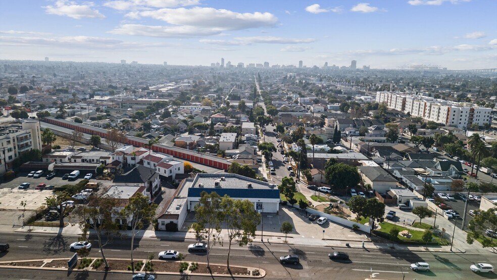 More Photos Of 500 E Willow St, Long Beach General Retail For Sale