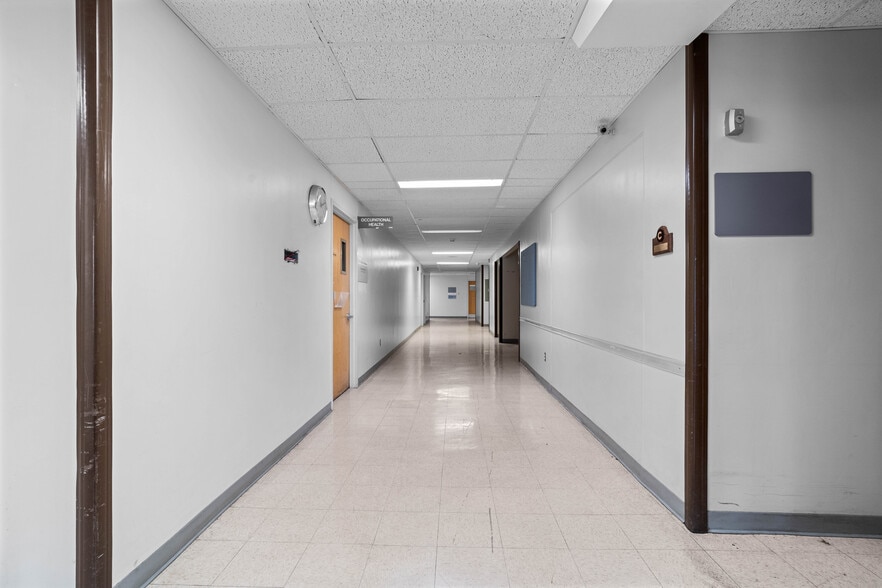 More Photos Of 94 Hospital St, Ridgway Specialty For Sale