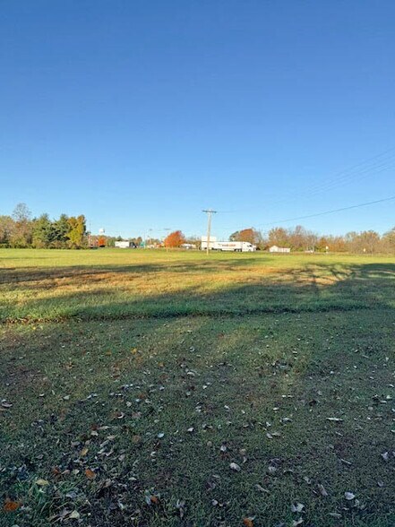More Photos Of I-44, Saint James Land For Sale