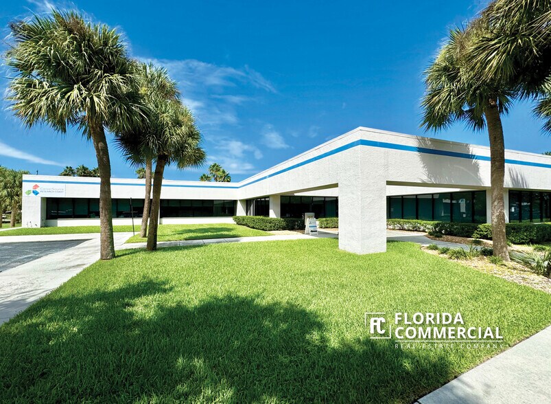 Primary Photo Of 700 SE Central Pky, Stuart Medical For Lease
