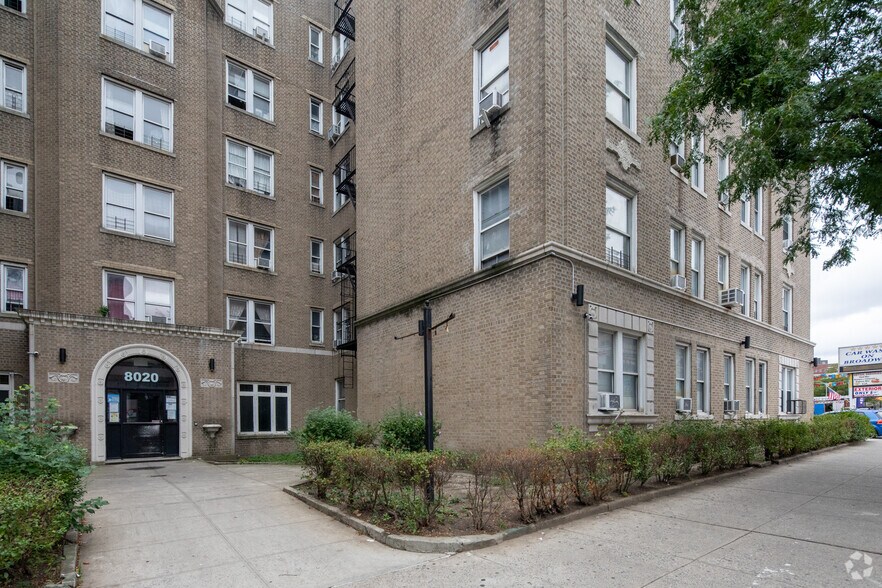 More Photos Of 80-20 Broadway, Flushing Apartments For Lease