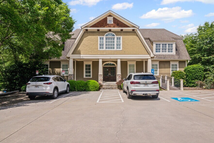 More Photos Of 160 Greencastle Rd, Tyrone Office For Lease