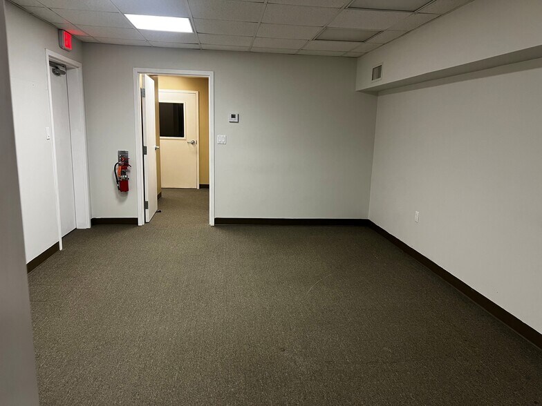 More Photos Of 288 Highland Ave, Cheshire Medical For Lease