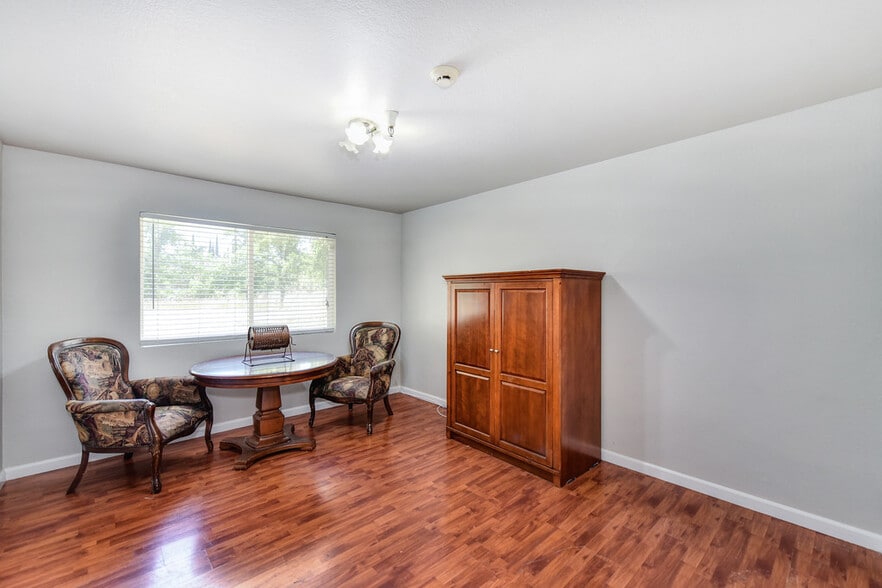 More Photos Of 7710 Sunset Ave, Fair Oaks Assisted Living For Sale