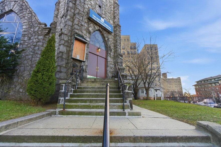 More Photos Of 355 Fairmount Ave, Jersey City Religious Facility For Sale