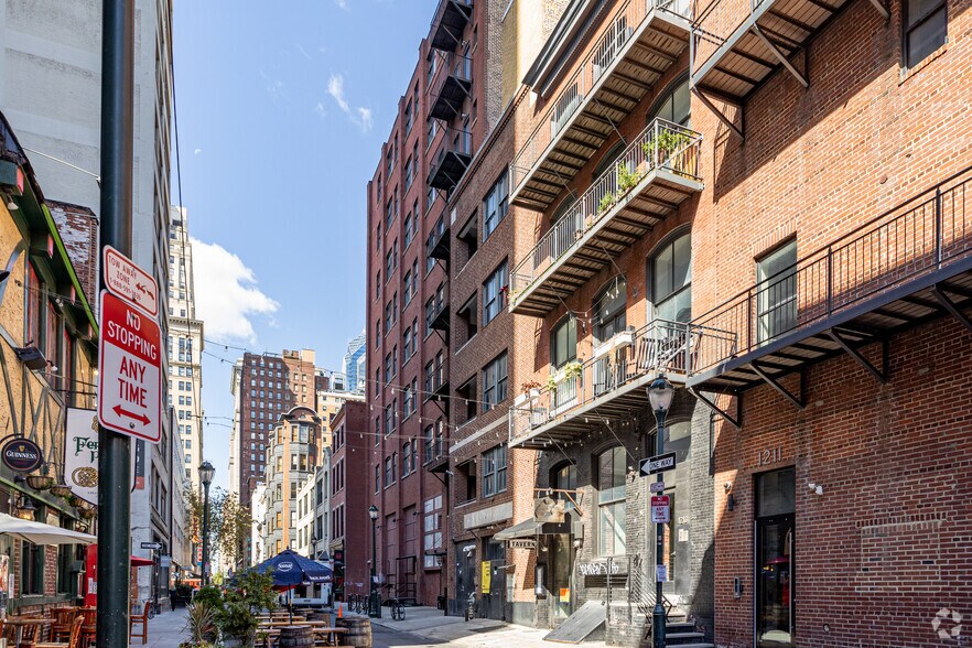 More Photos Of 1217 Sansom St, Philadelphia Loft Creative Space For Lease