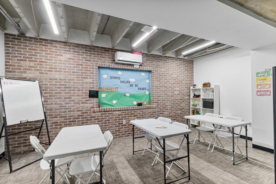 More Photos Of 1174 E Graystone Way, Salt Lake City Office For Sale