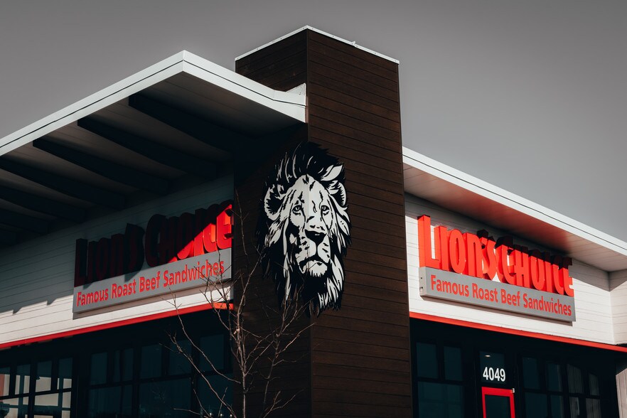 More Photos Of 10313 Metcalf Ave, Overland Park Fast Food For Sale