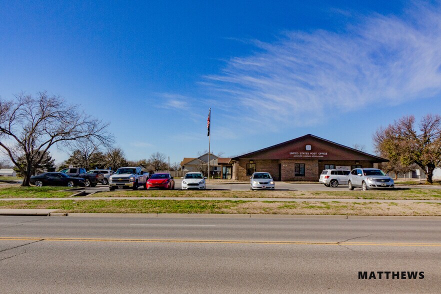 More Photos Of 211 N Andover Rd, Andover General Retail For Sale