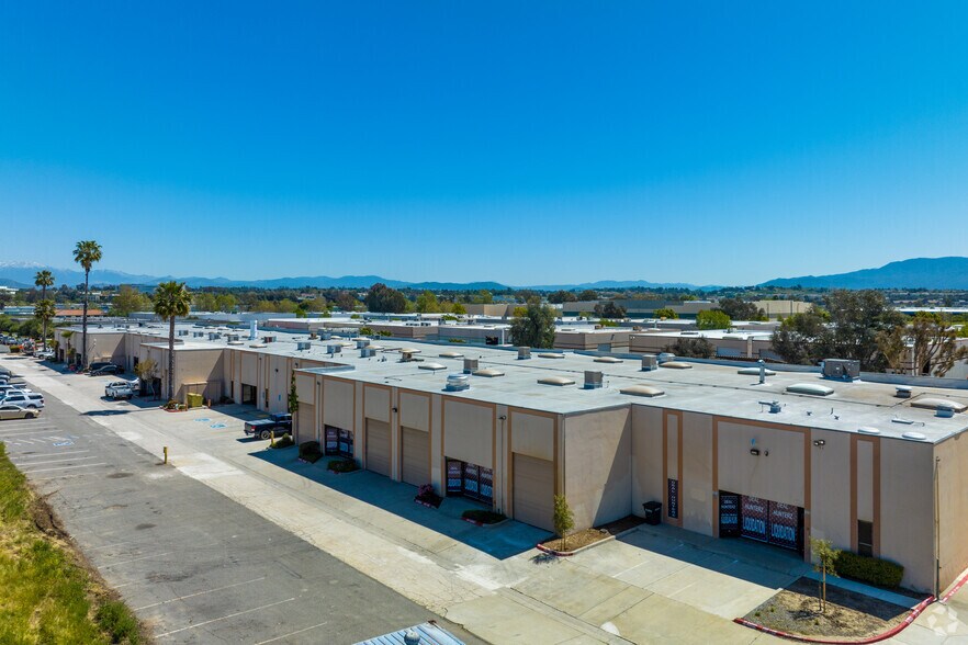 More Photos Of 43214 Black Deer Loop, Temecula Service For Lease