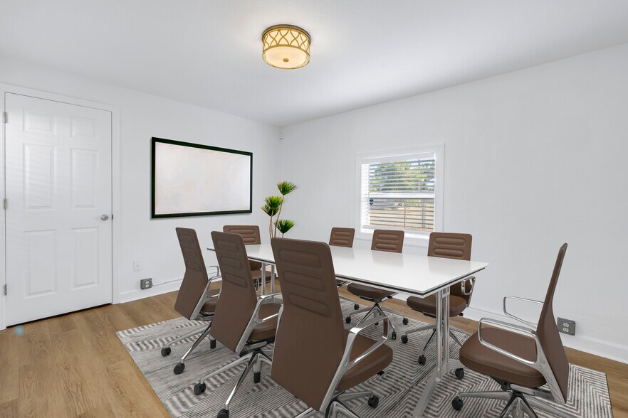 More Photos Of 3521 1st Ave N, Saint Petersburg Loft Creative Space For Sale