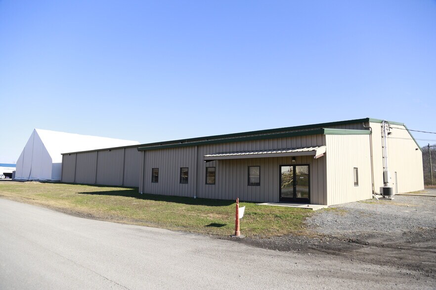 More Photos Of 255 S Plant St, Morgantown Distribution For Lease