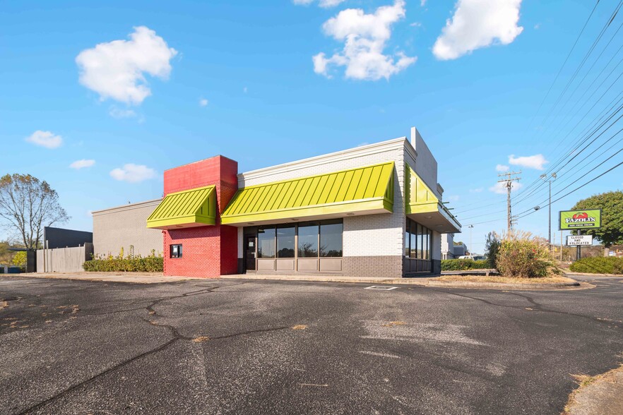 Primary Photo Of 1429 US Highway 421, Wilkesboro Fast Food For Sale