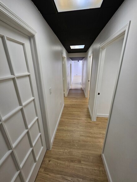 More Photos Of 14200-14238 SW 136th St, Miami Light Manufacturing For Sale