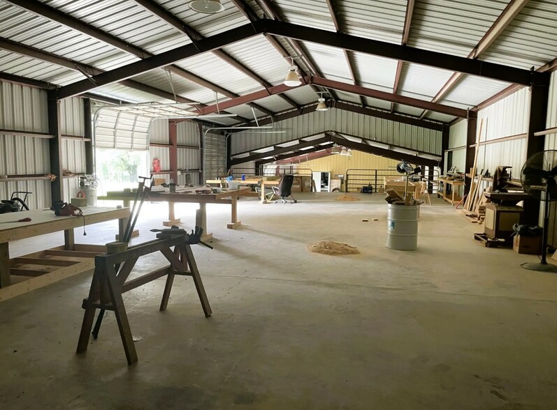 More Photos Of 7431 FM 346, Whitehouse Industrial For Lease
