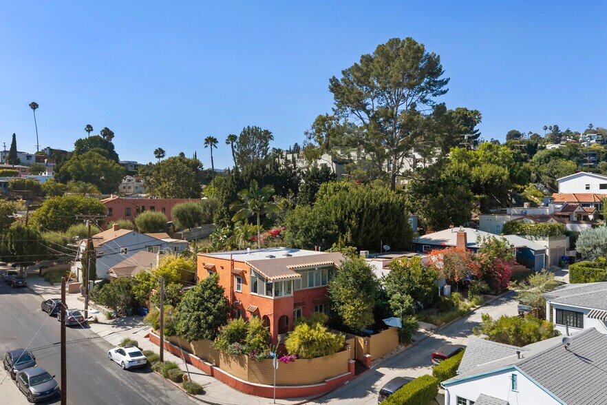 More Photos Of 1501 Westerly Ter, Los Angeles Apartments For Sale