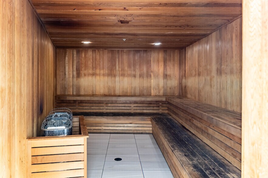More Photos Of 125 NE 32nd St, Miami Apartments For Lease