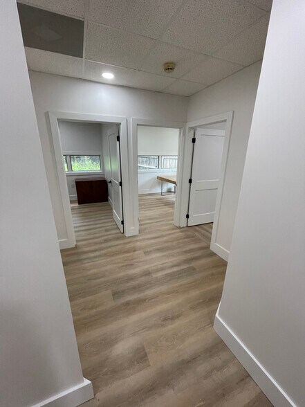 More Photos Of 200 Haddonfield Berlin, Gibbsboro Office For Sale