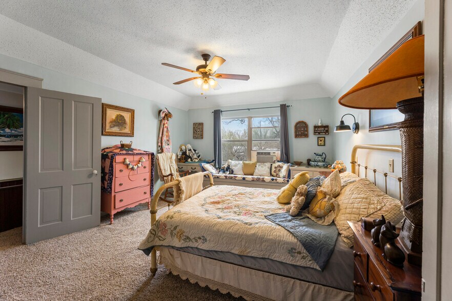 More Photos Of 3303 Ranch Road 1869, Liberty Hill Specialty For Sale