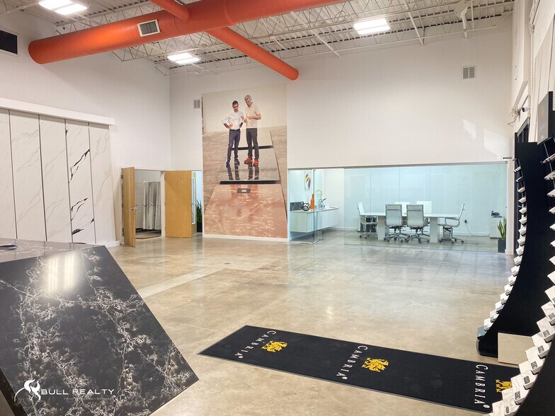 More Photos Of 1426 Chattahoochee Ave NW, Atlanta Warehouse For Lease