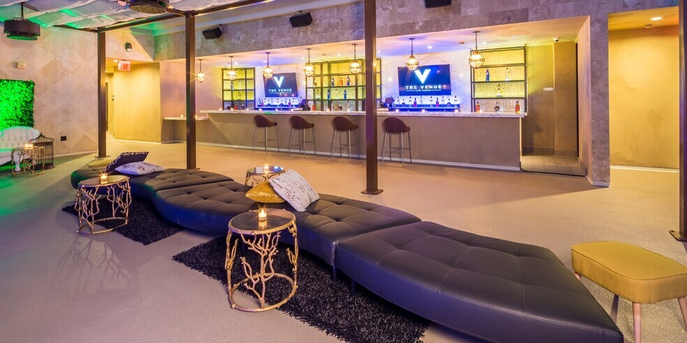 More Photos Of 750 E Fremont St, Las Vegas Freestanding For Sale