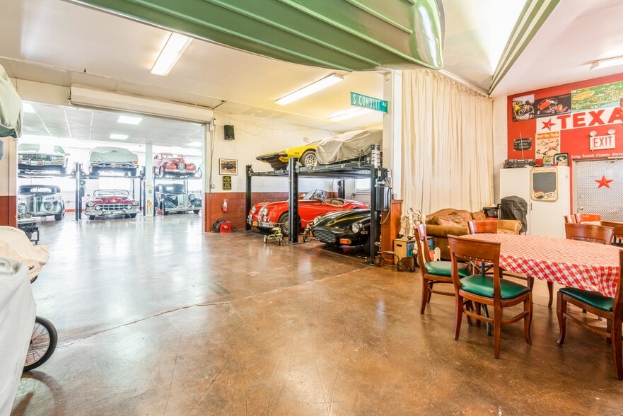 More Photos Of 41 Degnon Blvd, Bay Shore Manufacturing For Sale