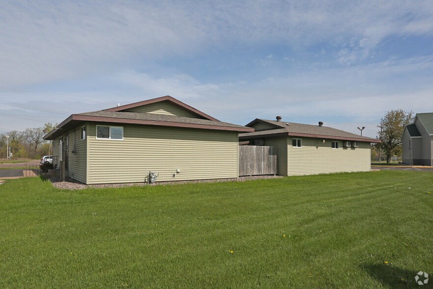 More Photos Of 4753 W Park Ave, Chippewa Falls Office For Lease