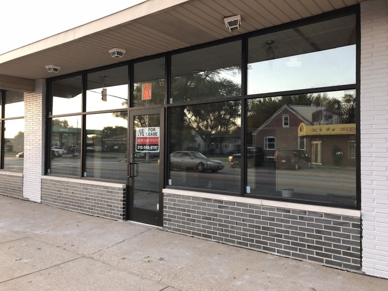 More Photos Of 1250-1254 W 127th St, Calumet Park Storefront Retail Office For Lease