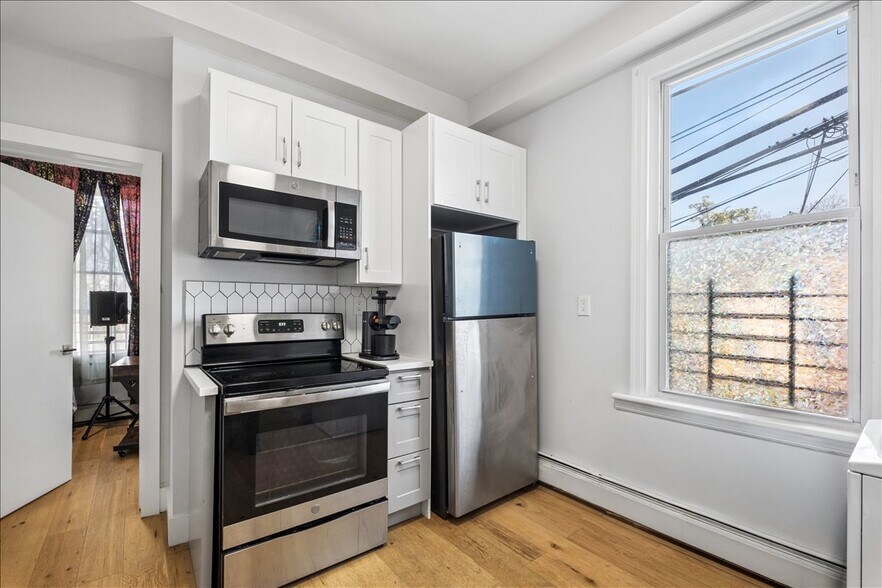 More Photos Of 97 Waverly St, Yonkers Apartments For Sale