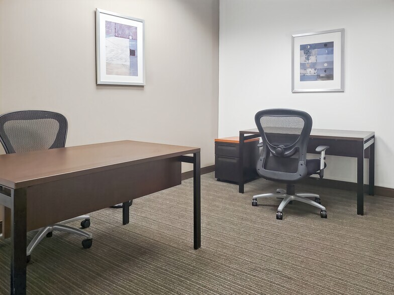 More Photos Of 8875 Hidden River Pkwy, Tampa Coworking Space