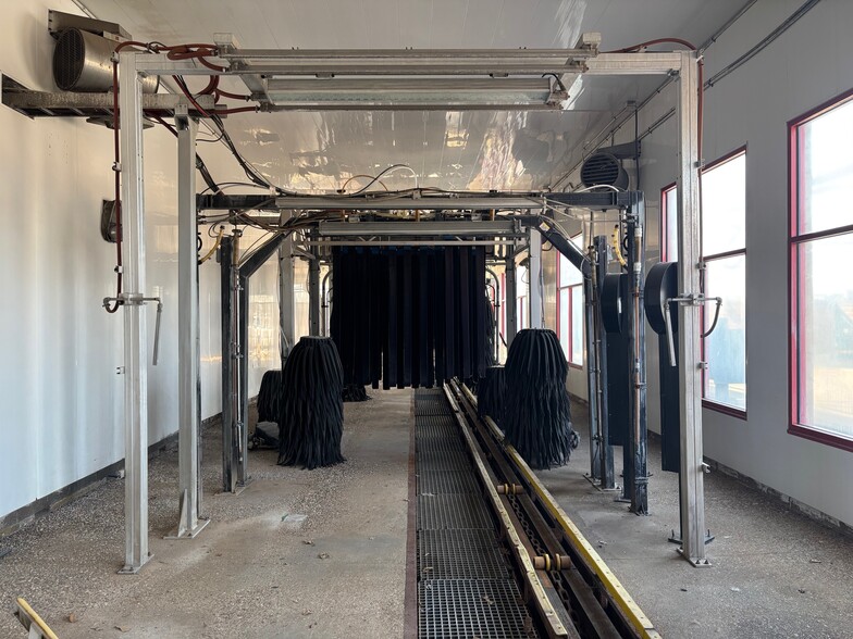 More Photos Of 2806 Richmond Rd, Texarkana Carwash For Sale