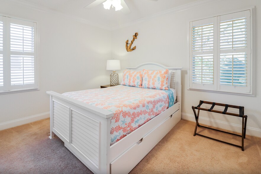 More Photos Of 13 Silver Ave, Tybee Island Apartments For Sale