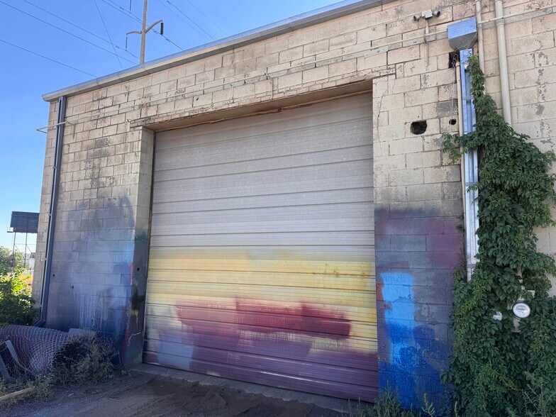 More Photos Of 5315 Vasquez Blvd, Commerce City Manufacturing For Lease