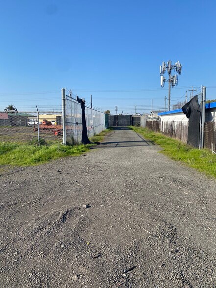 More Photos Of 1401 Lemon St, Vallejo Land For Lease