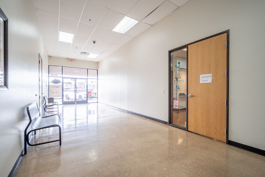 More Photos Of 4338 W Thomas Rd, Phoenix Storefront For Sale