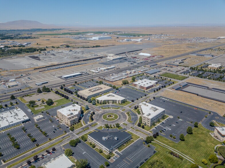 More Photos Of 2425 Stevens Center Pl, Richland Office For Lease