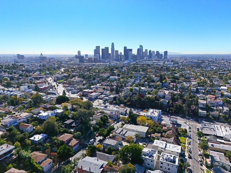 More Photos Of 1331 Sutherland St, Los Angeles Apartments For Sale