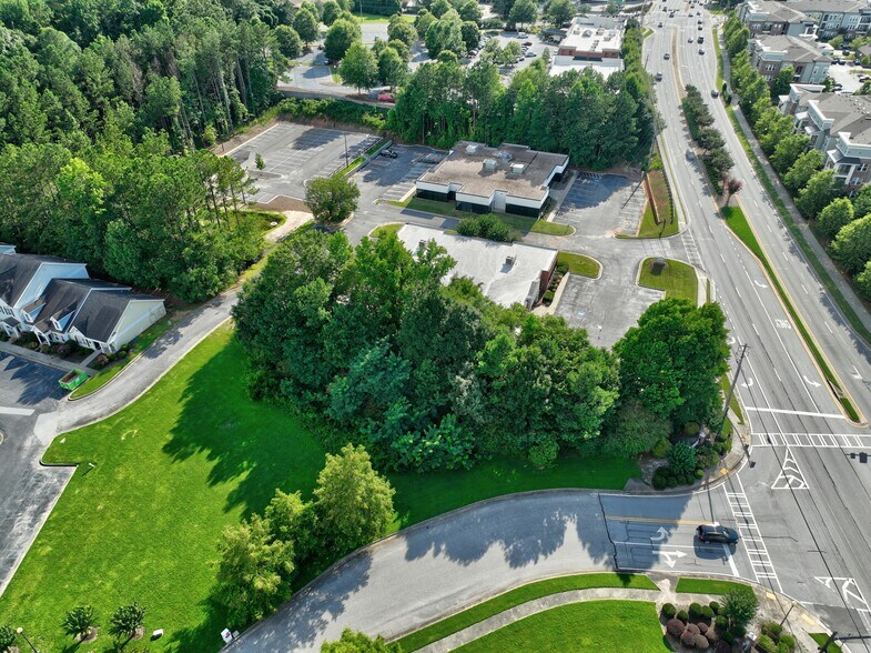 More Photos Of 500 W Lanier Ave, Fayetteville Land For Lease