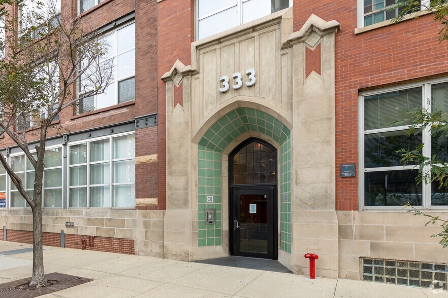 More Photos Of 333 S Desplaines St, Chicago Coworking Space